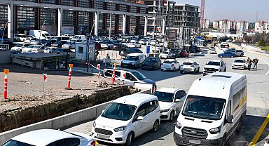 Ankara’da Bağdat Caddesi’nde trafik düzenlemesi yapıldı