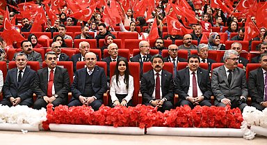 Başkan Ekicioğlu, 23 Nisan kutlama programlarına katıldı