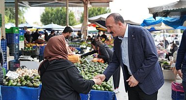 Başkan Kotan, pazar yerinde vatandaş ve esnafla buluştu