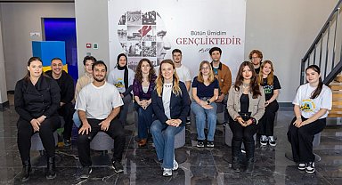 Başkan Mutlu, Ferdi Zeyrek Gençlik Merkezi’nde öğrencilerle buluştu