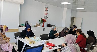Batman’da kadınlar, Makineli Dikiş Kursu ile üretime katılıyor