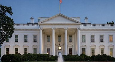 Beyaz Saray’daki etkinlikte silah sesleri