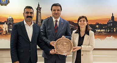 Bucak ve Hatun, Saadet Partisi Genel Başkanı Arıkan ile bir araya geldi
