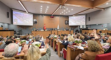 Büyükşehir Meclisi'nden okul saldırılarına kınama 