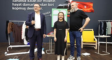 Derince’de “Hangisi Gerçek?” adlı komedi oyunu sahnelendi