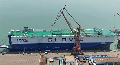 Dünyanın ilk 10 bin araç kapasiteli dev gemisi Çin'de teslim edildi