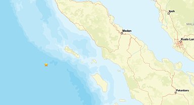 Endonezya’da deprem