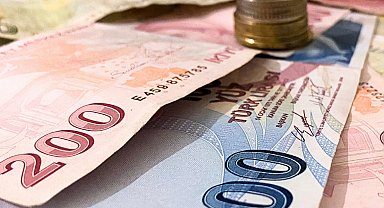 Enflasyonda düşüş sürüyor, riskler devam ediyor
