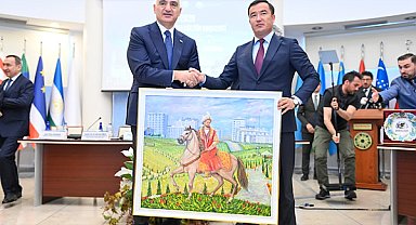 Ersoy: Gençlerimizin, öz kimliklerini öğrenmelerini sağlamakla mükellefiz