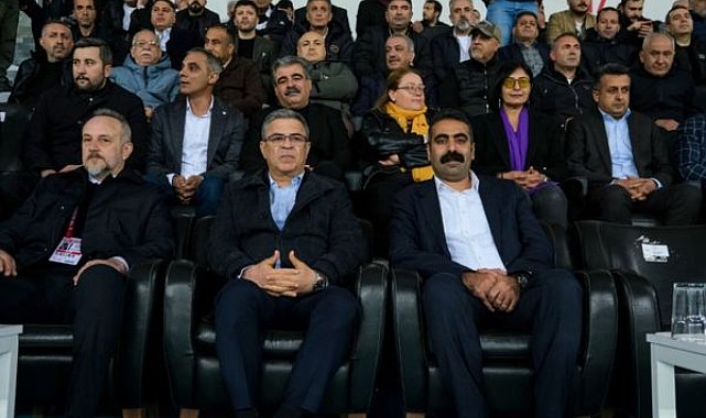 Eşbaşkanlar, Amedspor’u tribünden takip etti