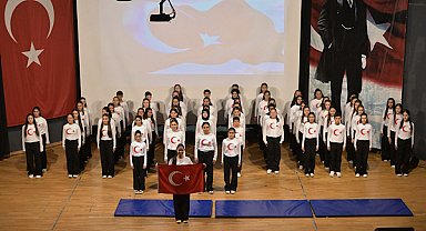 Esenyurt’ta 23 Nisan kutlamaları çocukların gösterileriyle gerçekleşti