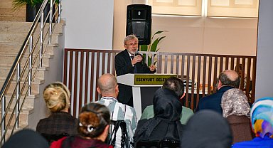 Esenyurt’ta Hat Sanatı Söyleşisi gerçekleştirildi