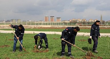 Eskişehir’de evlenen çiftler adına fidan dikiliyor