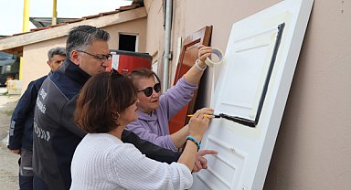 Eskişehir’de kadınlara alçı ve boya eğitimi verildi