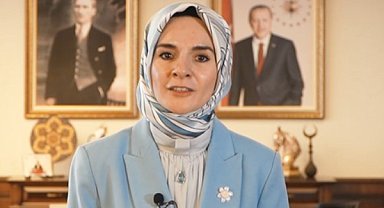 Göktaş, Aysit Vakfı 2. Geleneksel Toplumsal Fayda Ödül Töreni’ne katıldı