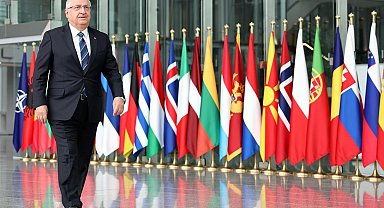 Güler, Katar Türk Kuvvet Komutanlığını ziyaret etti