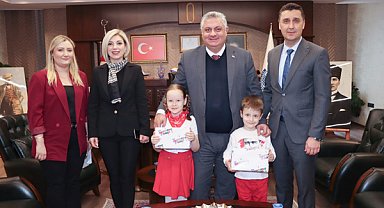 Gürel, öğrencileri makamında ağırladı