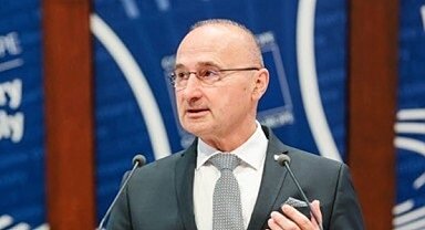 Hırvatistan Dışişleri Bakanı Radman’dan Paskalya mesajı