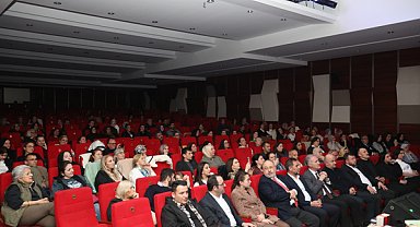 İnegöl’de edebiyat ve musiki aynı sahnede buluştu