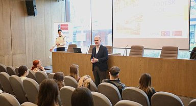 İnegöl’de gençlere DiscoverEU bilgilendirme ve başvuru etkinliği düzenlendi