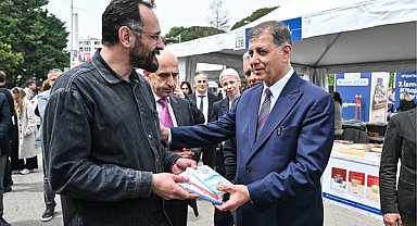 İZKİTAP 'inci İzmir Kitap Fuarı’nda etkinlikler devam etti