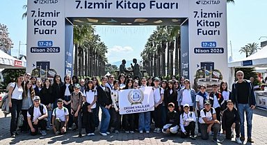 İZKİTAP öğrencilerden yoğun ilgi gördü