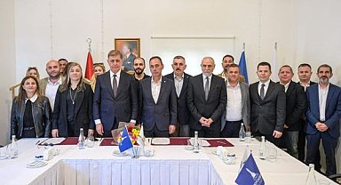 İzmir Büyükşehir Belediyesi’nde toplu iş sözleşmesi imzalandı