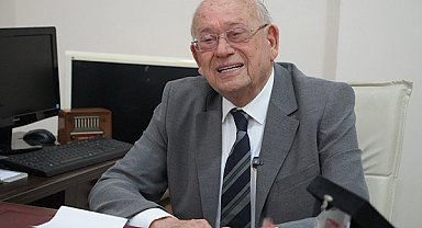 İznik’in 61 yıllık diş hekimi Ünal Güngör belgeselleştirildi