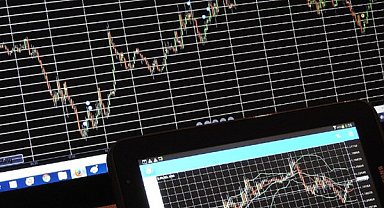 Jeopolitik gelişmeler ve şirket haberleri fiyatlamaları şekillendiriyor