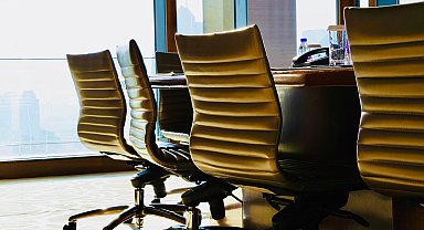 Kaleseramik'te başkan seçimi