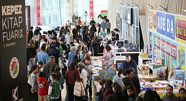 Kepez Kitap Fuarı “İnsan Okur” mottosuyla ziyaretçilerini ağırlıyor
