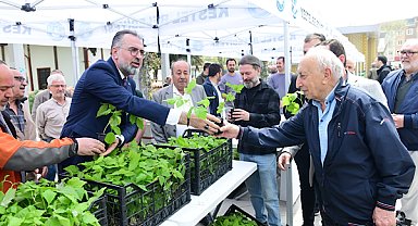 Kestel’de 6 bin ahududu fidanı üreticilere dağıtıldı