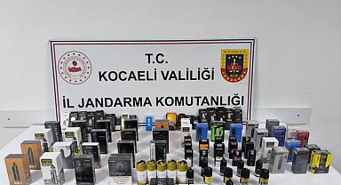Kocaeli’de kaçak elektronik sigara operasyonu