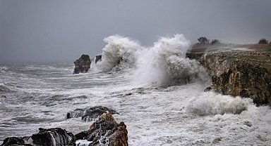 Kocaeli Valiliği’nden fırtına uyarısı