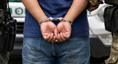 Kolombiya’da ELN operasyonunda silah ve uyuşturucu ele geçirildi