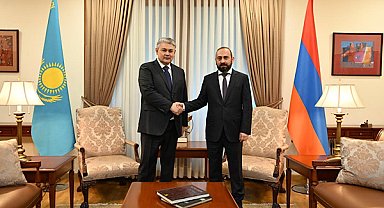 Kosherbayev, Ermenistan Dışişleri Bakanı Mirzoyan ile görüştü