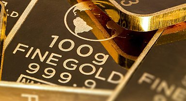 Küresel piyasalarda altın 4.700 dolar seviyesinde işlem görüyor