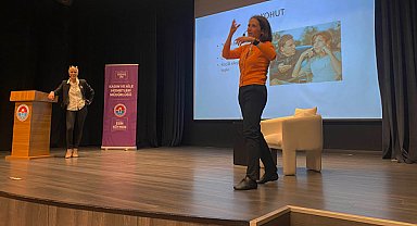 Maltepe’de okullarda artan şiddet konulu panel düzenlendi