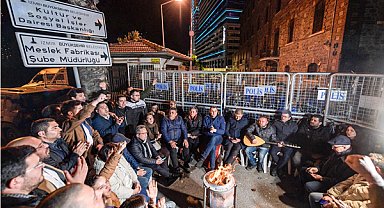 Meslek Fabrikası önünde nöbet sürüyor