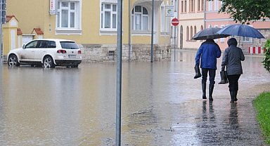 Meteoroloji’den kuvvetli yağış, rüzgar ve toz taşınımı uyarısı