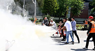 Muratpaşa’da uygulamalı yangın tatbikatı gerçekleştirildi