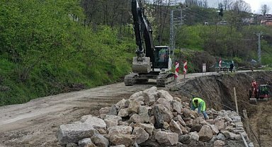 Ordu’da heyelan riskine karşı taş duvar çalışması