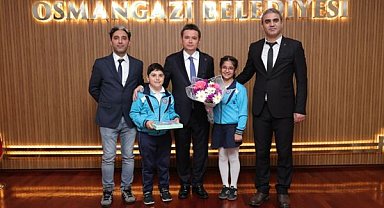 Osmangazi’de belediye başkanlığı koltuğu çocuklara devredildi