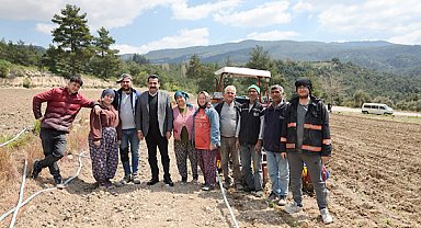 Pamukkale Belediye Başkanı Ertemur, üreticilerle bir araya geldi