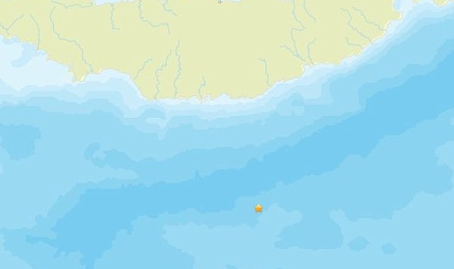 Papua Yeni Gine’de deprem