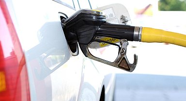 Petrol 109 doları aştı