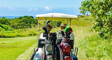 Reeder'in elektrikli golf aracı üretimi