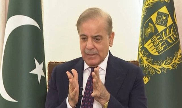 Şerif: Pakistan barış için diplomatik çabalarını sürdürüyor