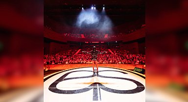Sıla’dan Anadolu turnesinde yeni albüm rüzgarı