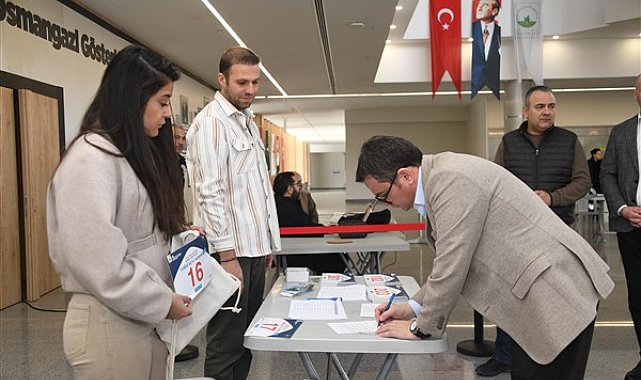 Uluslararası Osmangazi Tarihi Kent Koşusu öncesi sporcular numaralarını aldı